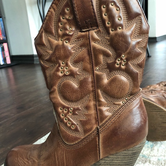 Cute cowboy boots - Picture 3 of 5